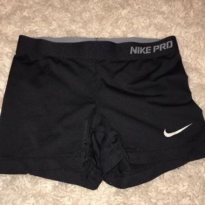 Black Nike pros